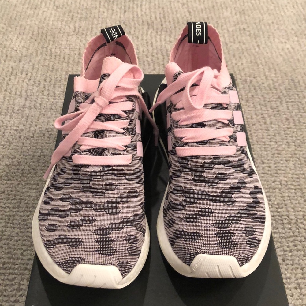 Adidas NMD R2 PK W gym shoes